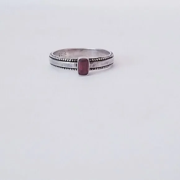 Antique faceted sterling silver garnet ring - Picture 1 of 6
